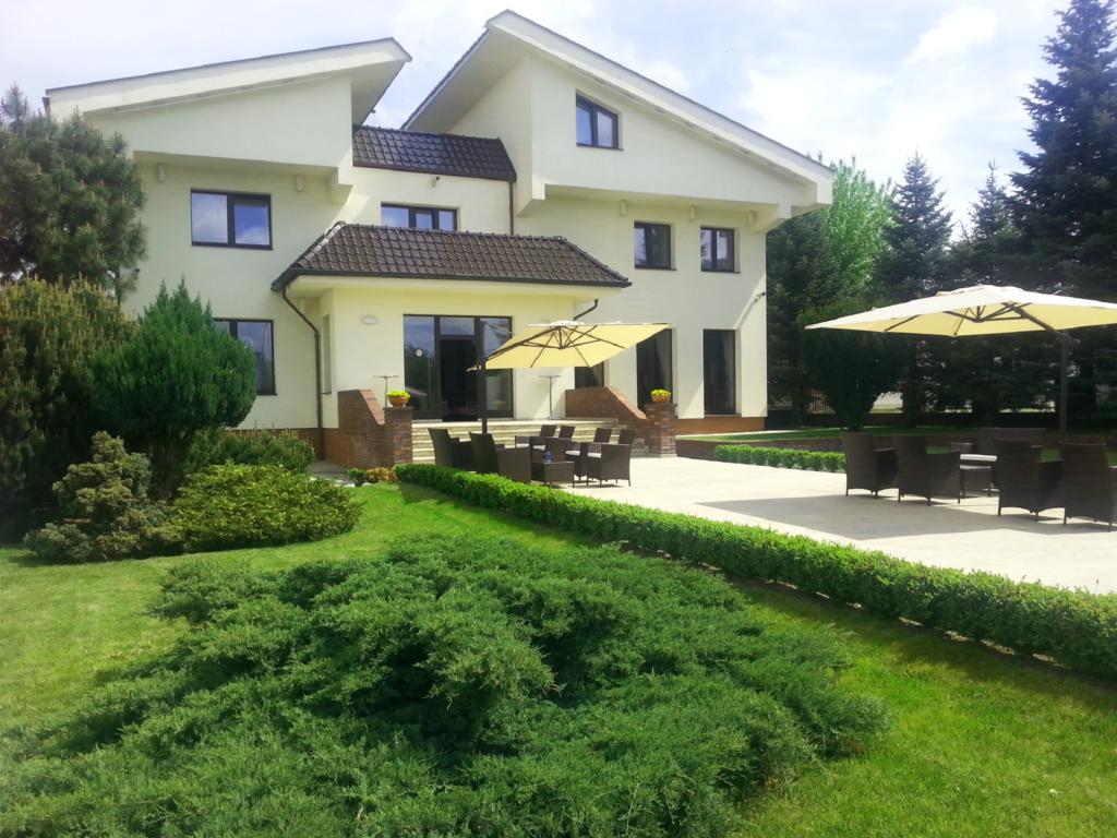Astoria Bed & Breakfast Swarzędz Εξωτερικό φωτογραφία