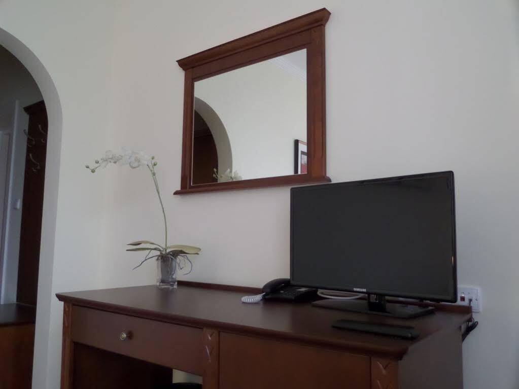 Astoria Bed & Breakfast Swarzędz Εξωτερικό φωτογραφία